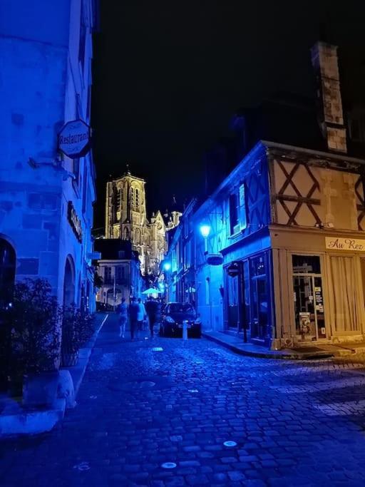 Maison De Ville Bourges Buitenkant foto